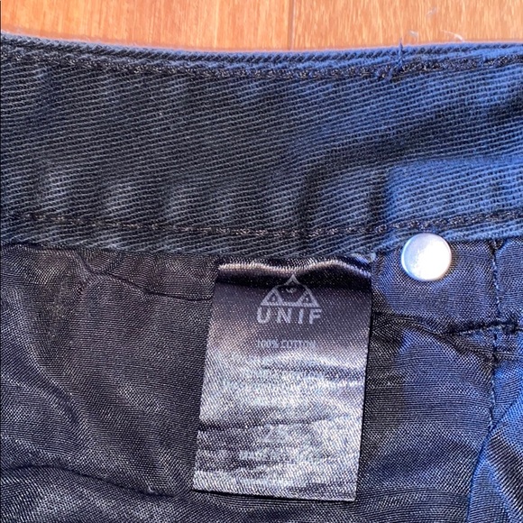 UNIF distressed high waisted black shorts - 25 - Picture 5 of 5